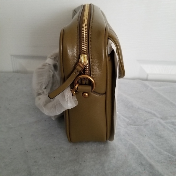 TORY BURCH KIRA CAMERA BAG (NWT) - Picture 3 of 16